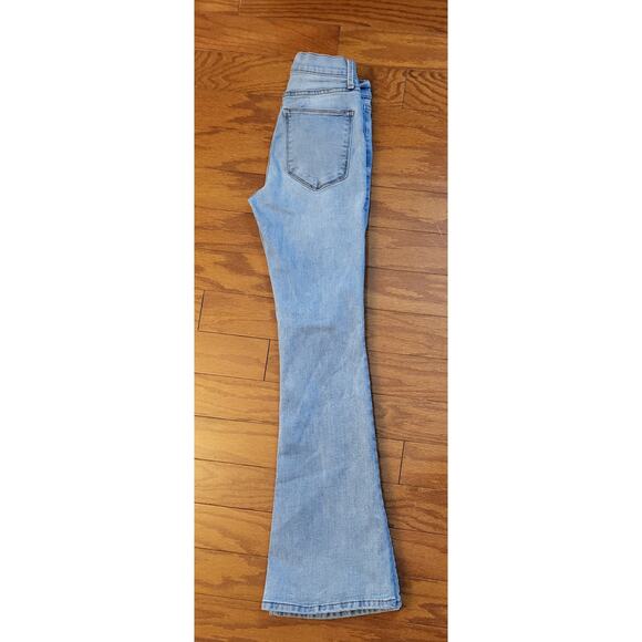 Simple Society Flare Jeans Women Size 0/24 Light Wash Mid Rise - Picture 5 of 10